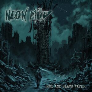 Neon Müd grają brudnego, bagnistego rock’n’rolla. W ich muzyce można usłyszeć motywy z takich gatunków jak stoner, doom czy sludge metalu, ale i klasycznego hard rocka z bluesowymi korzeniami. Skład zespołu to muzycy znani z takich zespołów jak Violent Creed, Pavement Pizza, Hate czy Banisher. Ich debiutancka EP “Out of the Mud” ukazała się w 2022 roku.