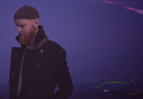 Wiosenna trasa ma w większości należeć do Harry'ego! Można więc spodziewać się wielu kompozycji z wcześniejszych, anglojęzycznych albumów, zwłaszcza tych mniej ugłaskanych i z rockowym rodowodem. Z całą pewnością nie zabraknie jednak utworów z wydanej niedawno płyty "Na nieba czarnej tarczy" czy wcześniejszego wydawnictwa - "Koniec z panem".